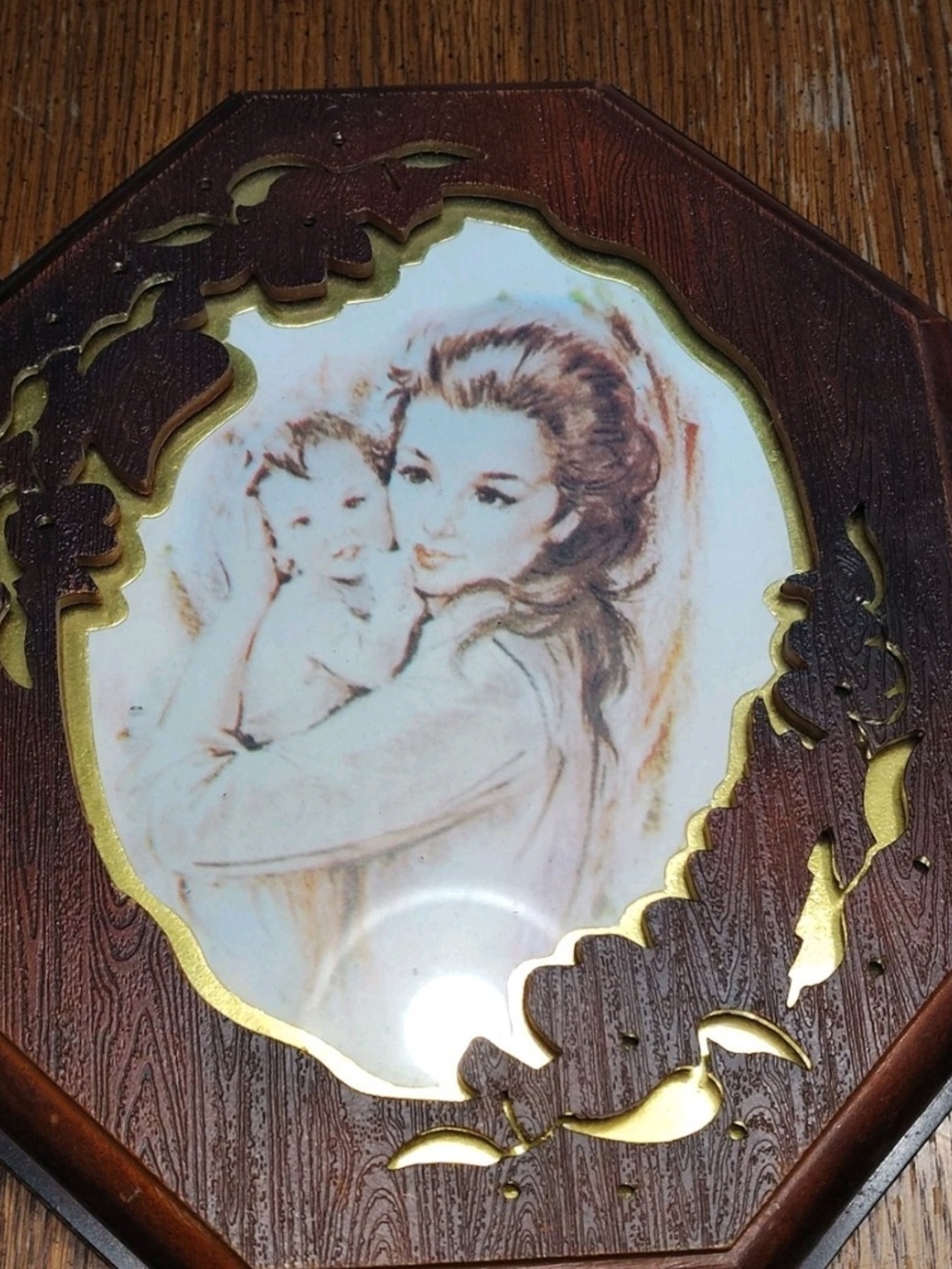 Vintage-Style Brown Wood Wall Plaque with Gold Accents